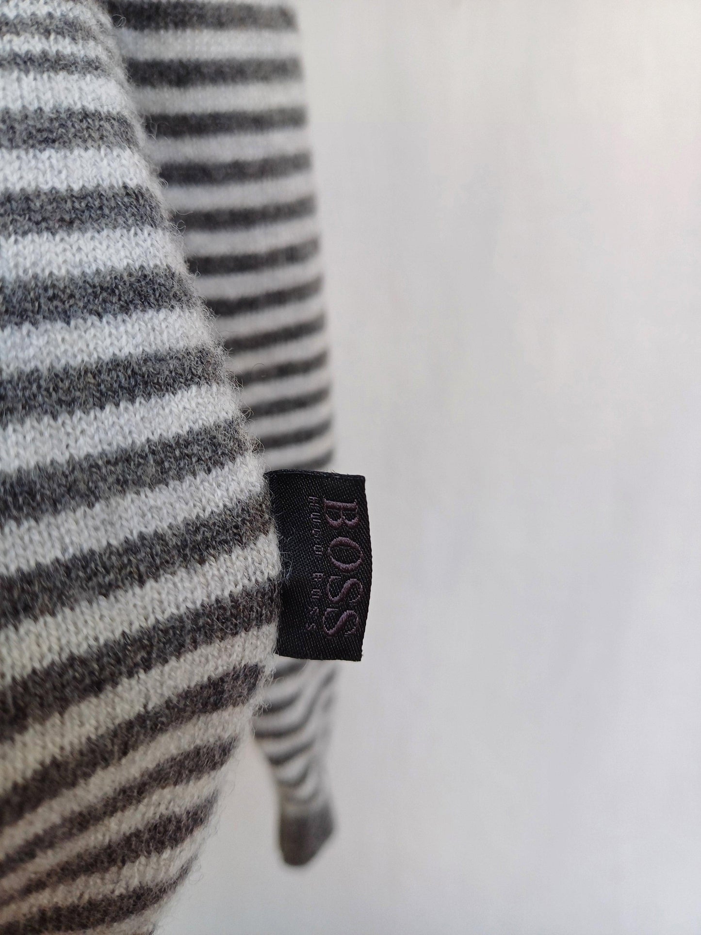 New Without Tags Hugo Boss Slim Fit Wool Pullover Sweater Mens XL