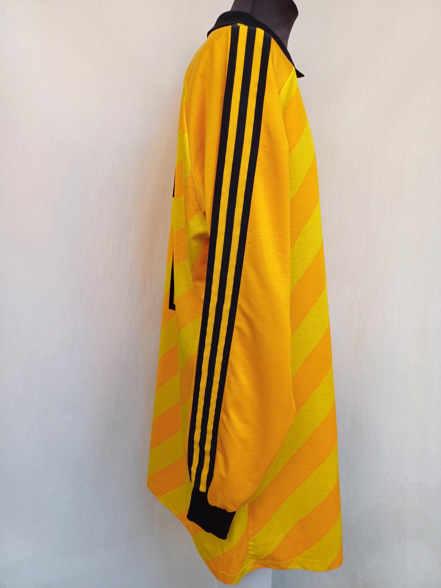 New Without Tags Adidas 1984/1986 #1 Goalkeeper Template Shirt Mens XL