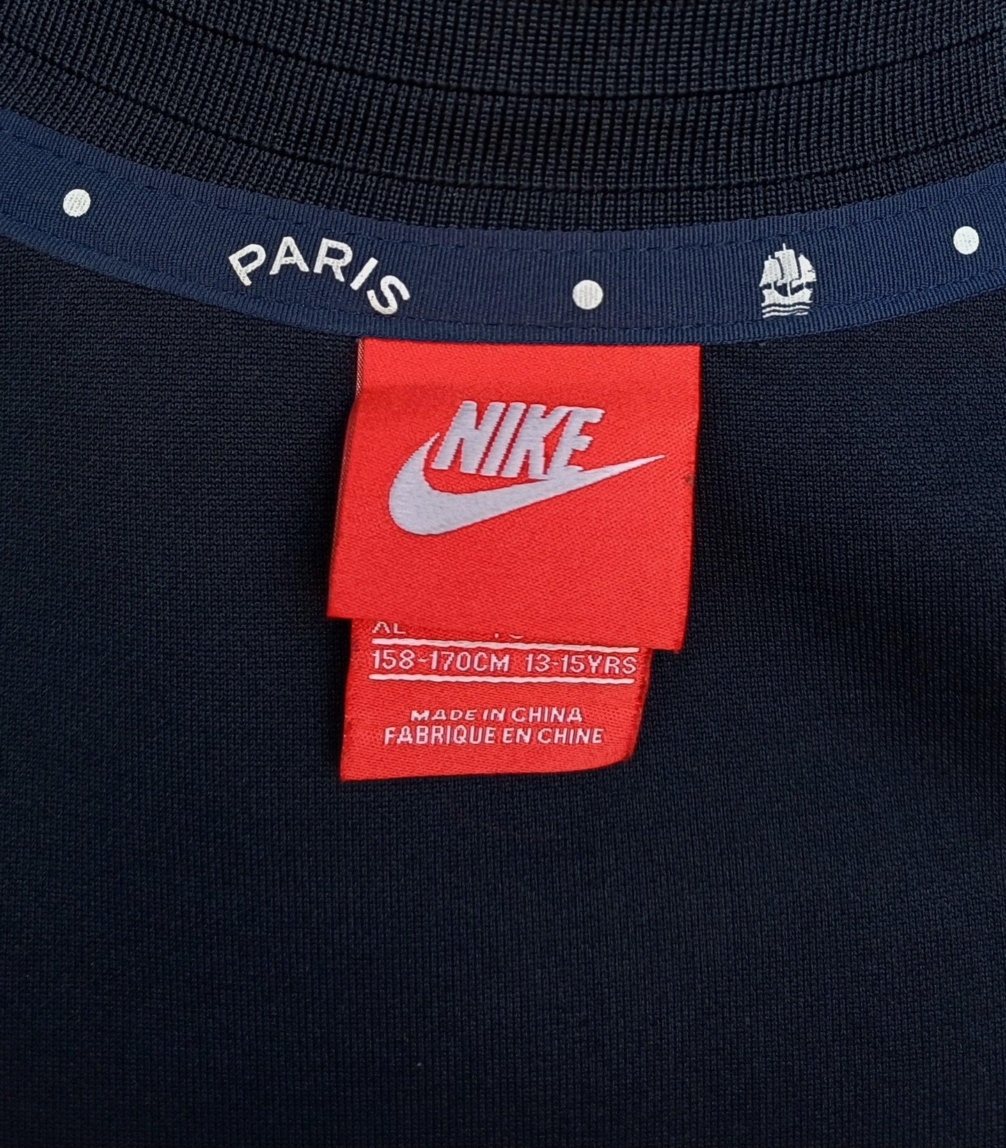 Paris Saint Germain PSG 2016/17 Nike Track Top Jacket Boys XL