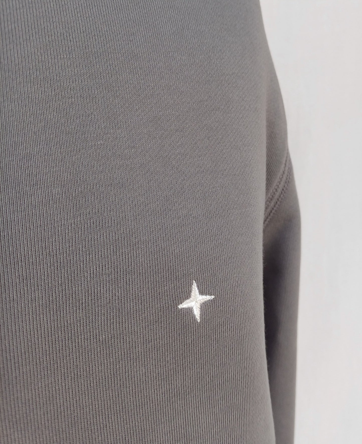 Stone Island SS20 Front Logo Crew Neck Cotton Pullover Sweatshirt Gray Mens M