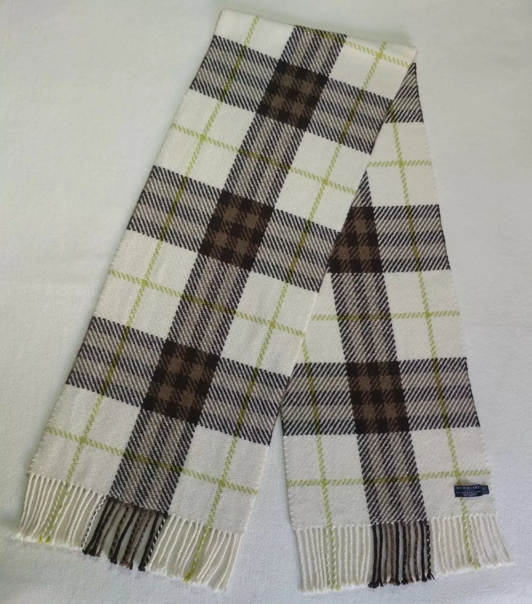 Burberry London 50% Cashmere/50% Wool Check Scarf