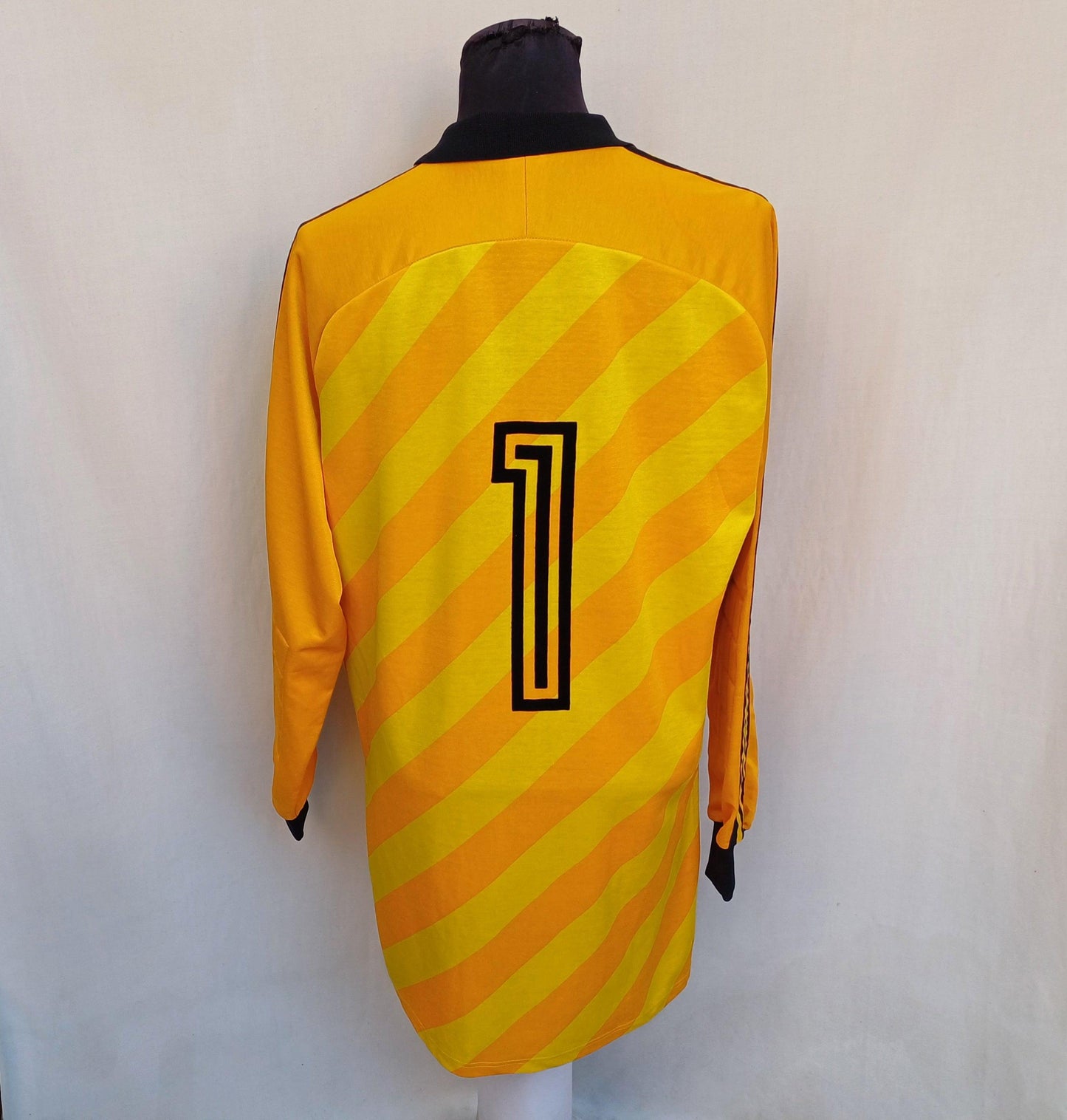 New Without Tags Adidas 1984/1986 #1 Goalkeeper Template Shirt Mens XL