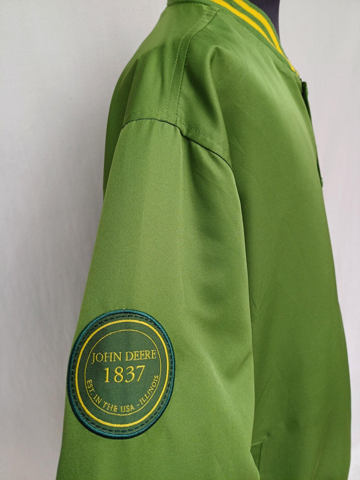 سترة رجالي من John Deere Team Zip/Snap Varsity مقاس 3XL