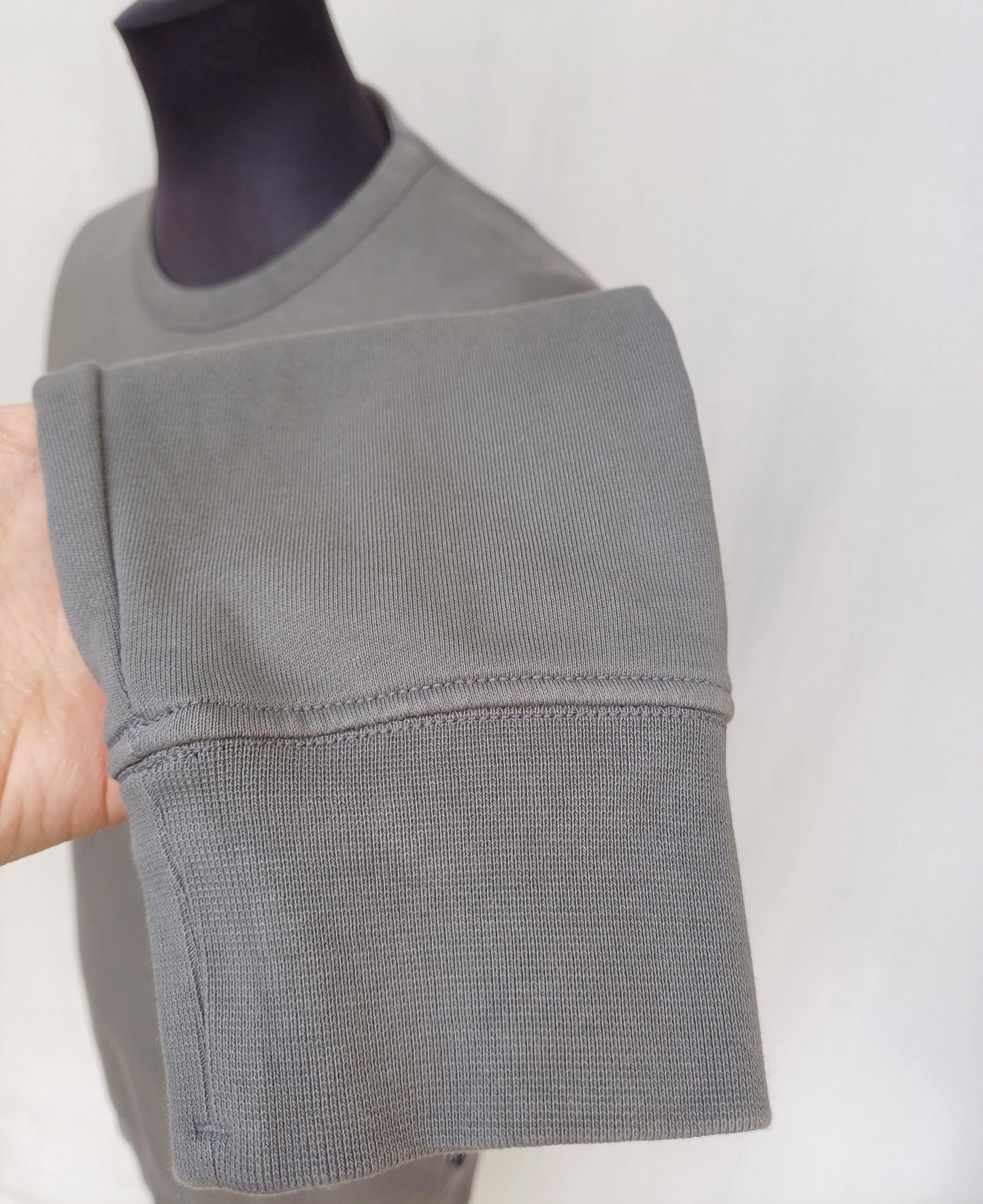 Stone Island SS20 Front Logo Crew Neck Cotton Pullover Sweatshirt Gray Mens M