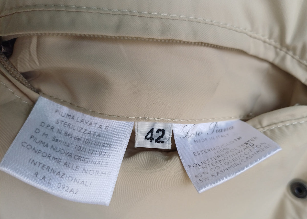 Loro Piana Cashmere Quilted Womens Down Vest Size 42/Large
