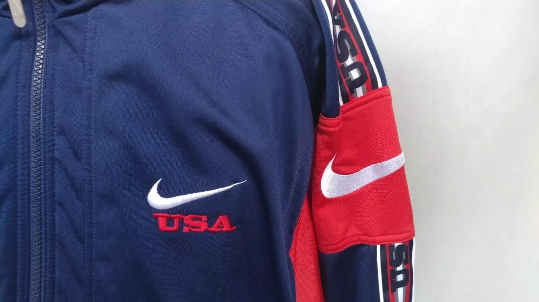 جاكيت رياضي من Nike USA بشعار Swoosh للرجال مقاس كبير