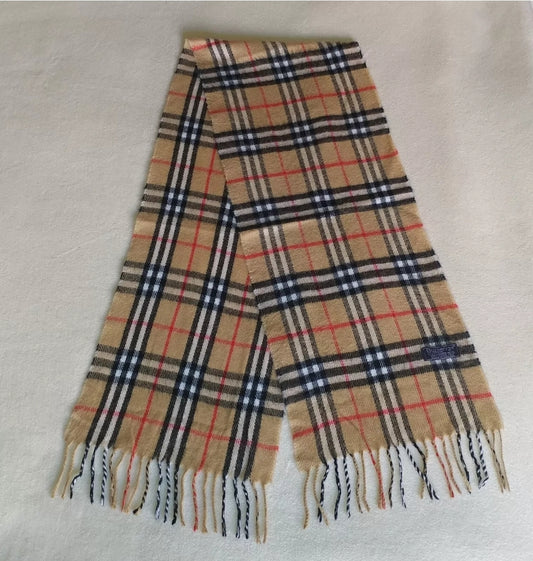 Vintage Burberrys 100% Lambswool Nova Check Scarf