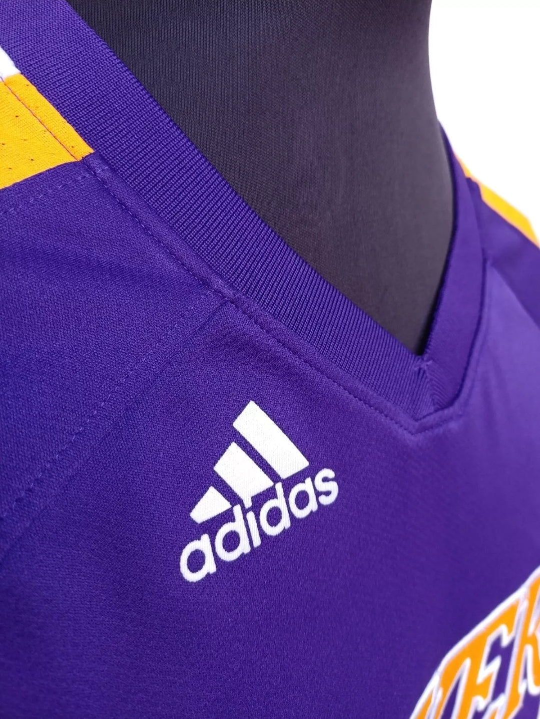 LA Lakers 2010 Adidas Warm Up Basketball Shirt Mens L