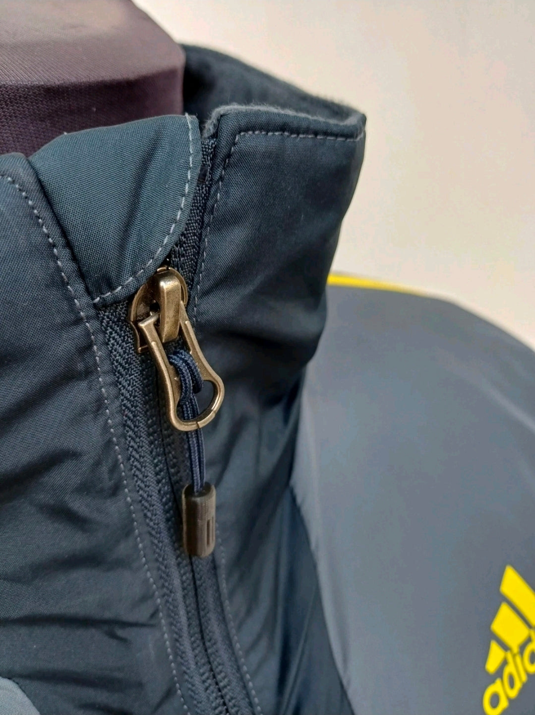 Adidas Universal All Weather Womens Zip Padded Jacket Size L