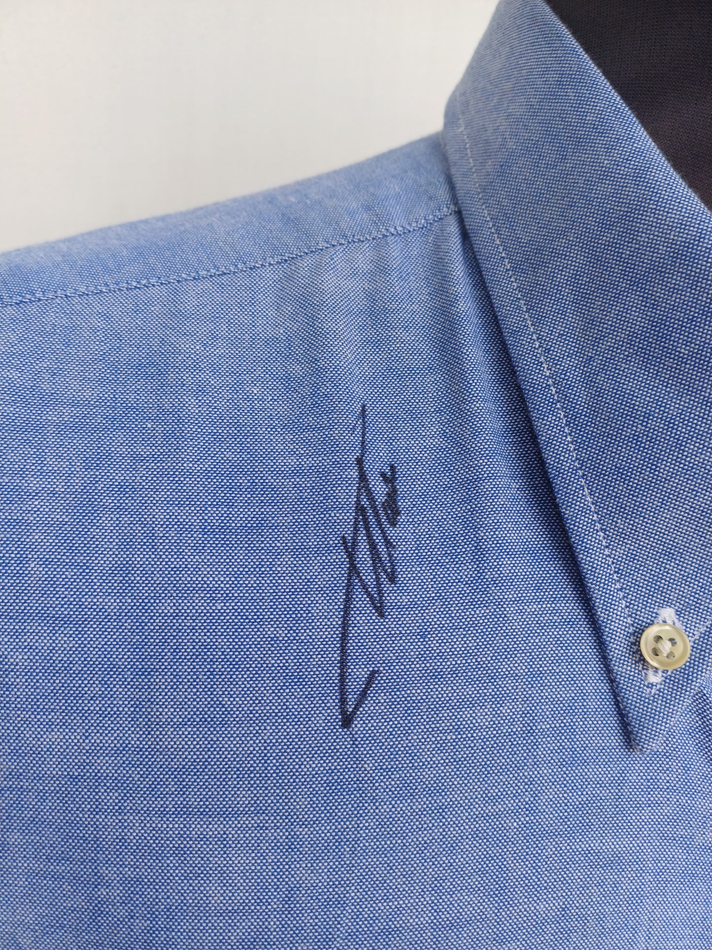 Fernando Alonso Signed Renault F1 team Formula One Button Shirt Mens XL
