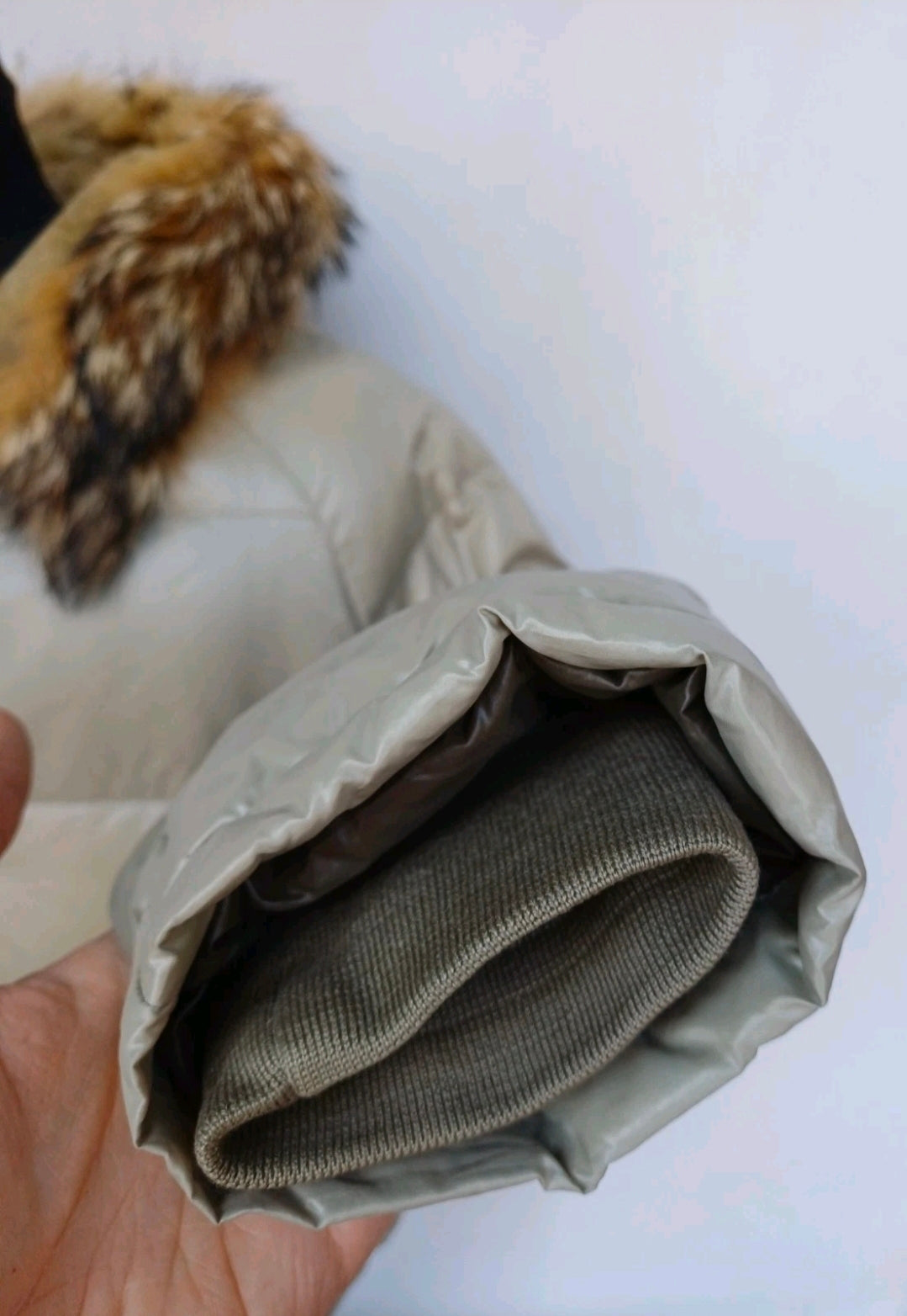 Moncler Bulgarie Real Fur Ski Zip/Button Quilted Puffer Down Jacket Size 2/Mens M