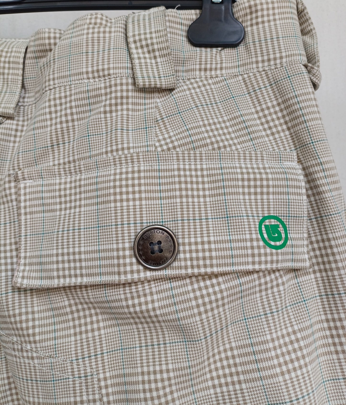 Burton Plaid Snowboard Ski Pants Mens L Oversized