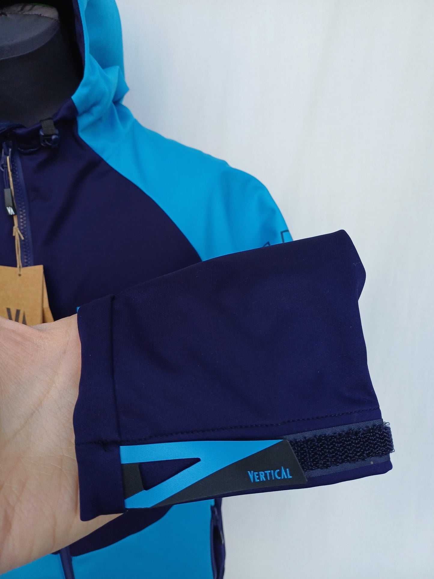 New With Tags Vertical MP+ Full Zip Softshell Jacket Mens L