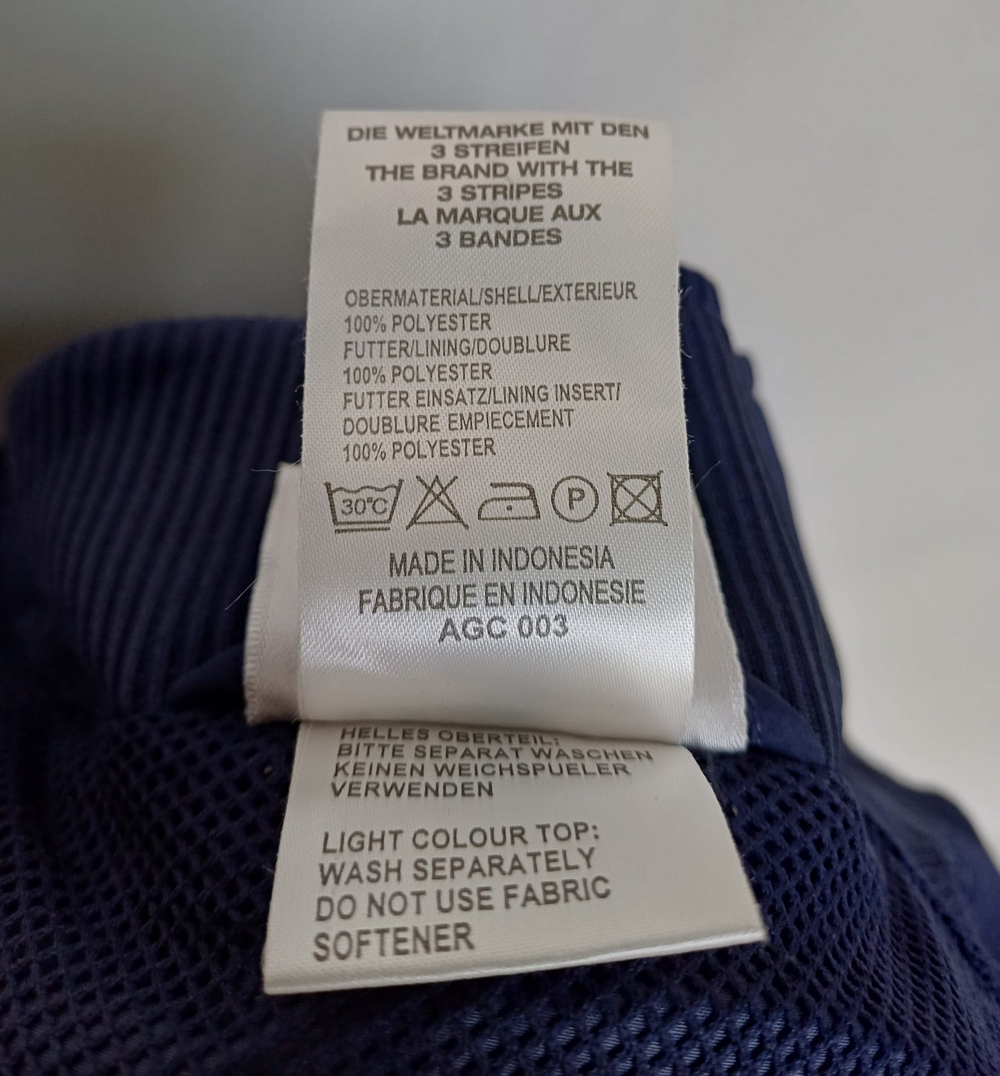 New With Tags 2002 Adidas Track Top Jacket Mens M/L