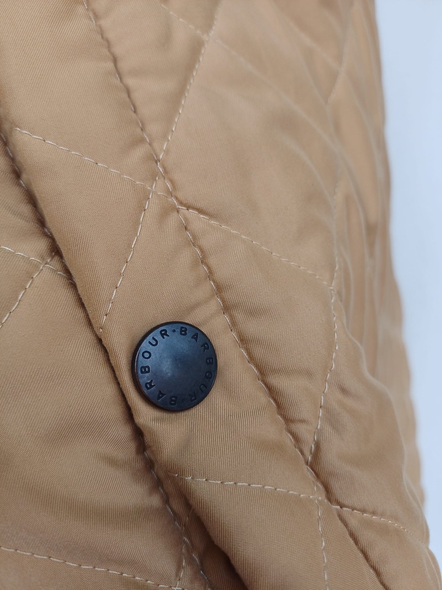 Barbour Eskdale Quilted Snap Padded Jacket Mens S