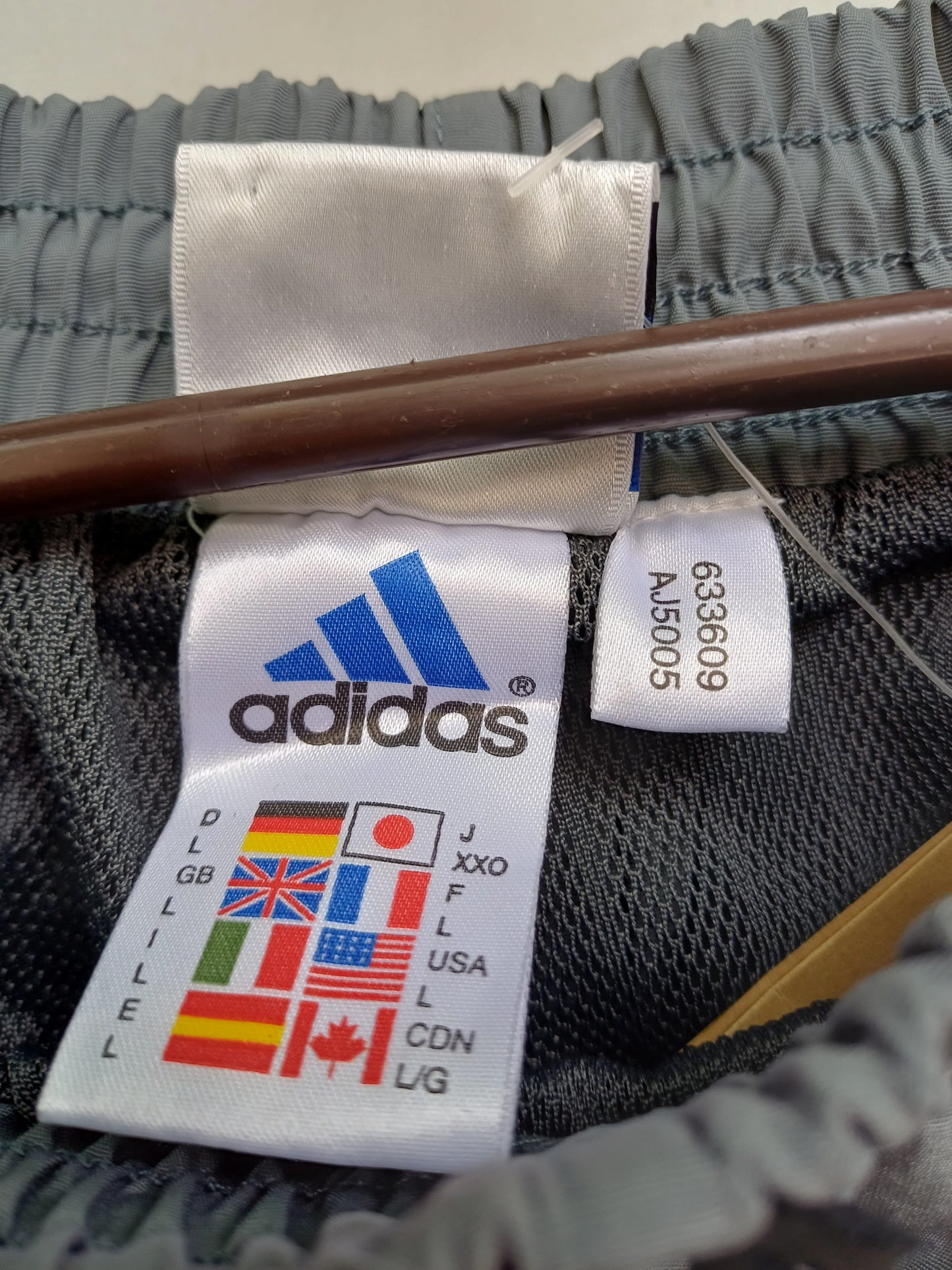 New With Tags 90s Adidas Nylon Track Pants Trousers Mens L