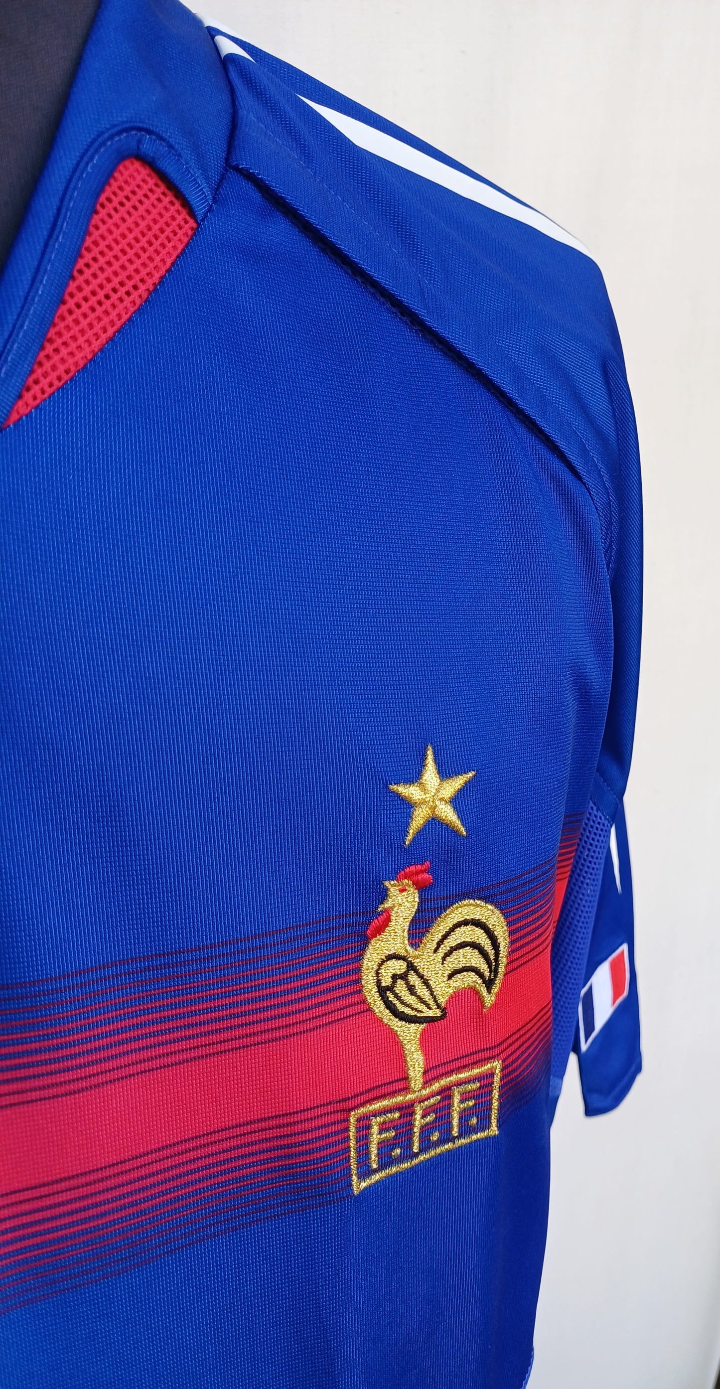 New With Tags France 2004 Euro Home adidas Shirt Mens L