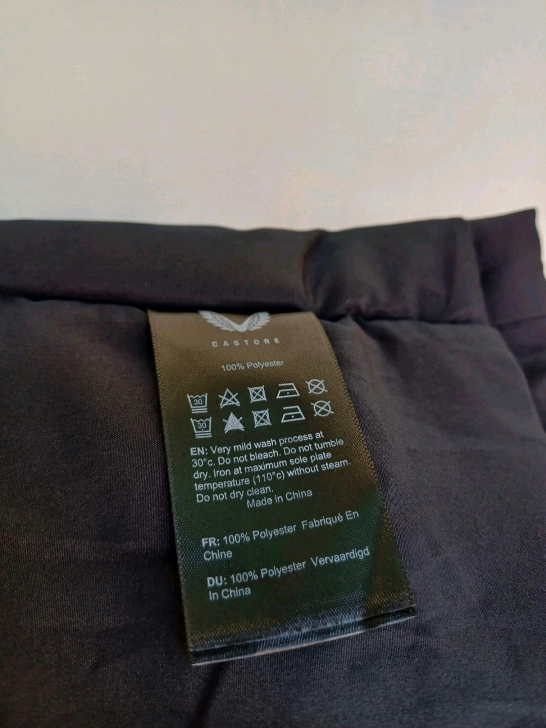 Utrecht 2023/24 Castore Bench Coat Padded Training Zip Jacket Mens L