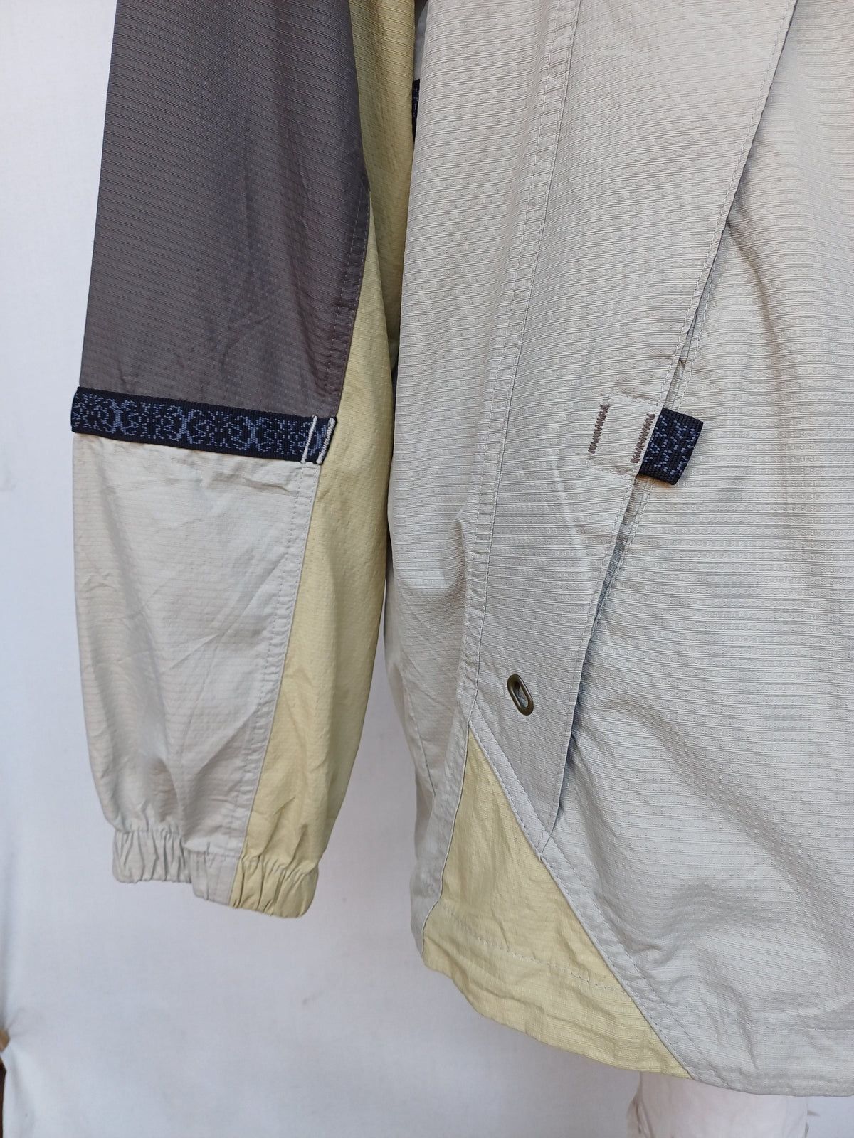 Vintage Columbia Zip Nylon Windbreaker Mens S Fits S/M