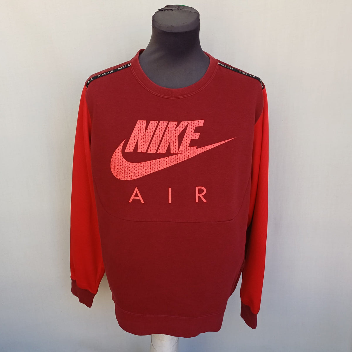 Nike Air Crew Neck Sweatshirt Mens M