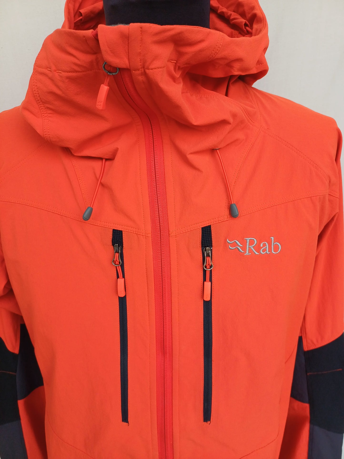 Rab Full Zip Torque Mountaineering Softshell Jacket Mens L