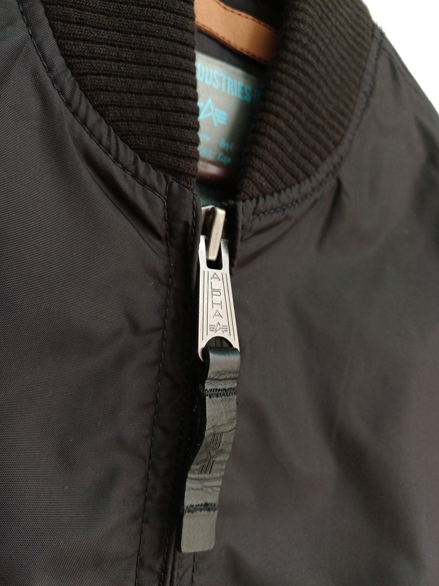 Alpha Industries Full Zip MA-1 Bomber Jacket Size Boys M