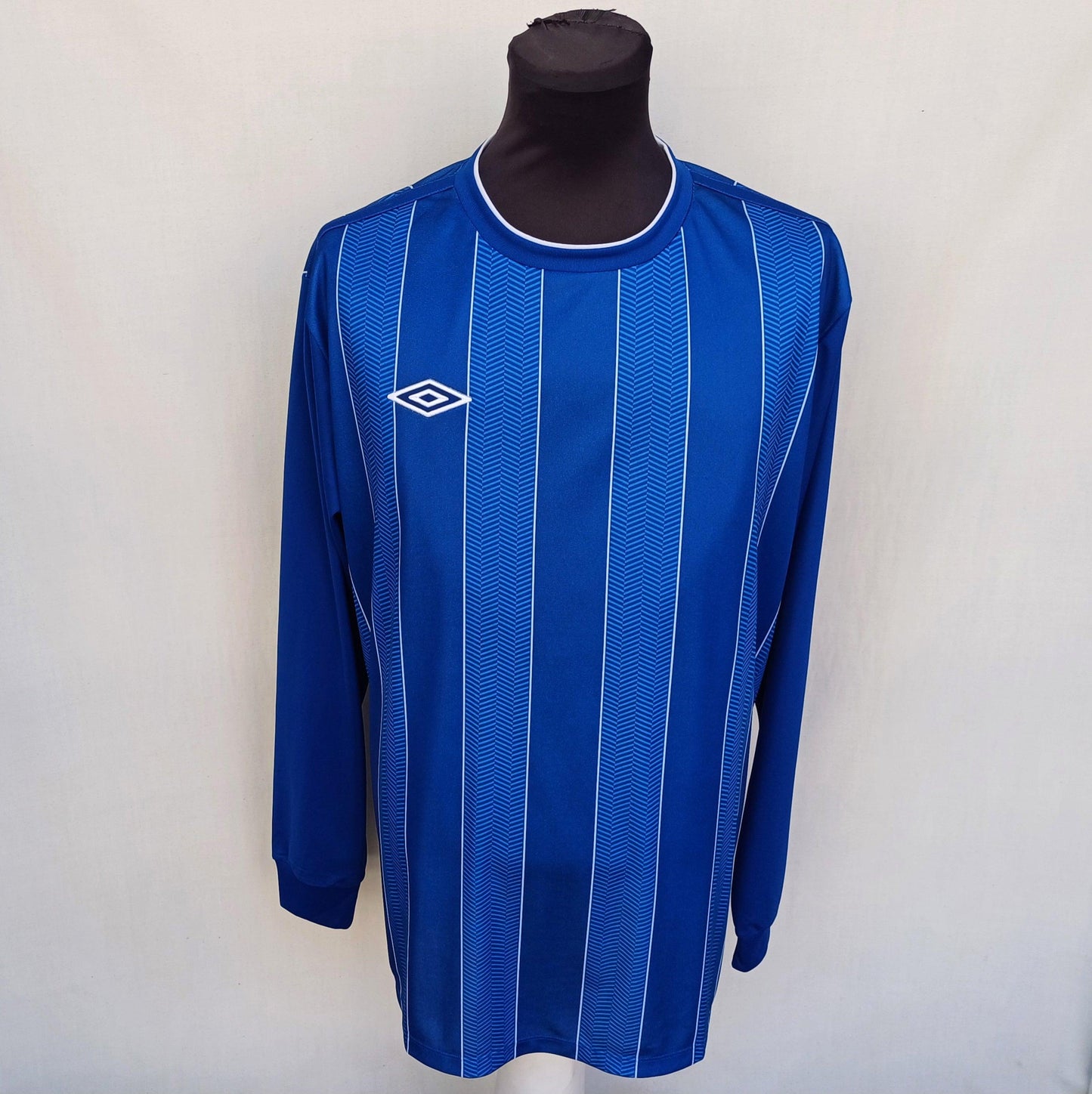 New Without Tags Umbro Template Football Shirt Mens XL