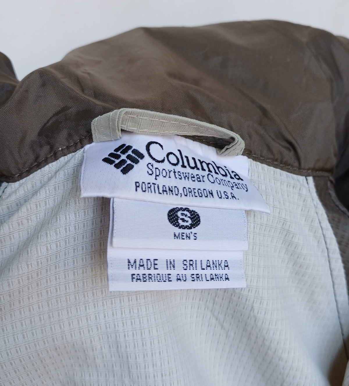 Vintage Columbia Zip Nylon Windbreaker Mens S Fits S/M