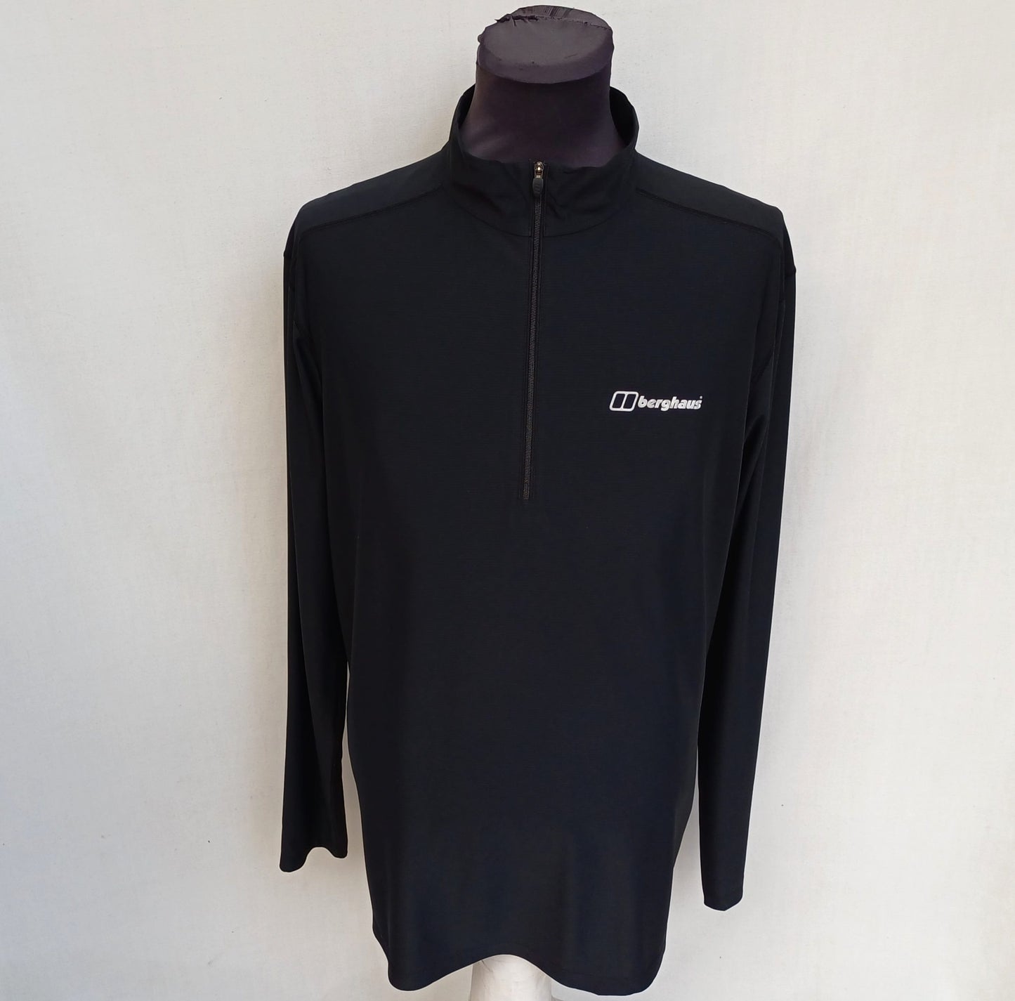 New Without Tags Berghaus Half Zip Baselayer Mens L