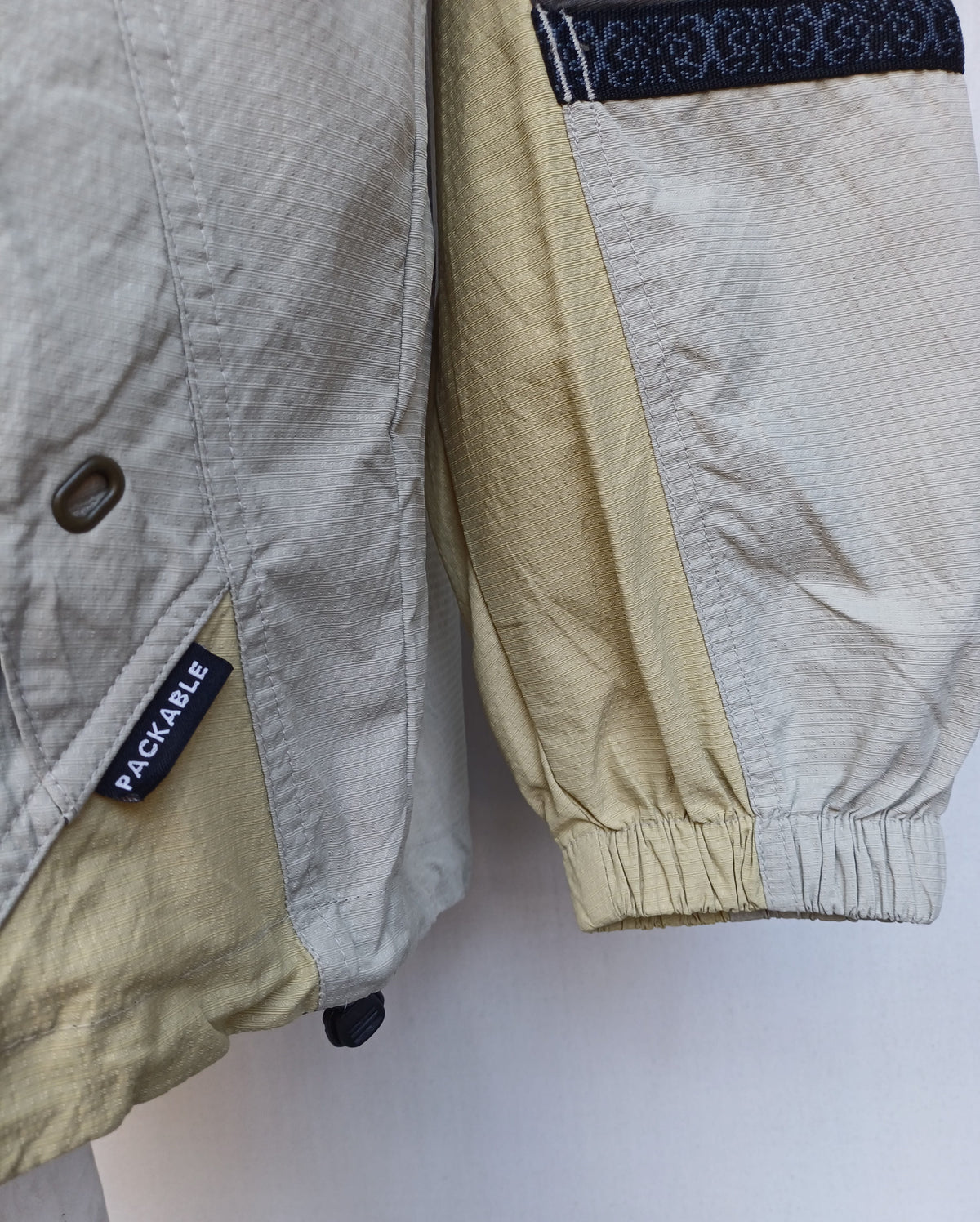 Vintage Columbia Zip Nylon Windbreaker Mens S Fits S/M