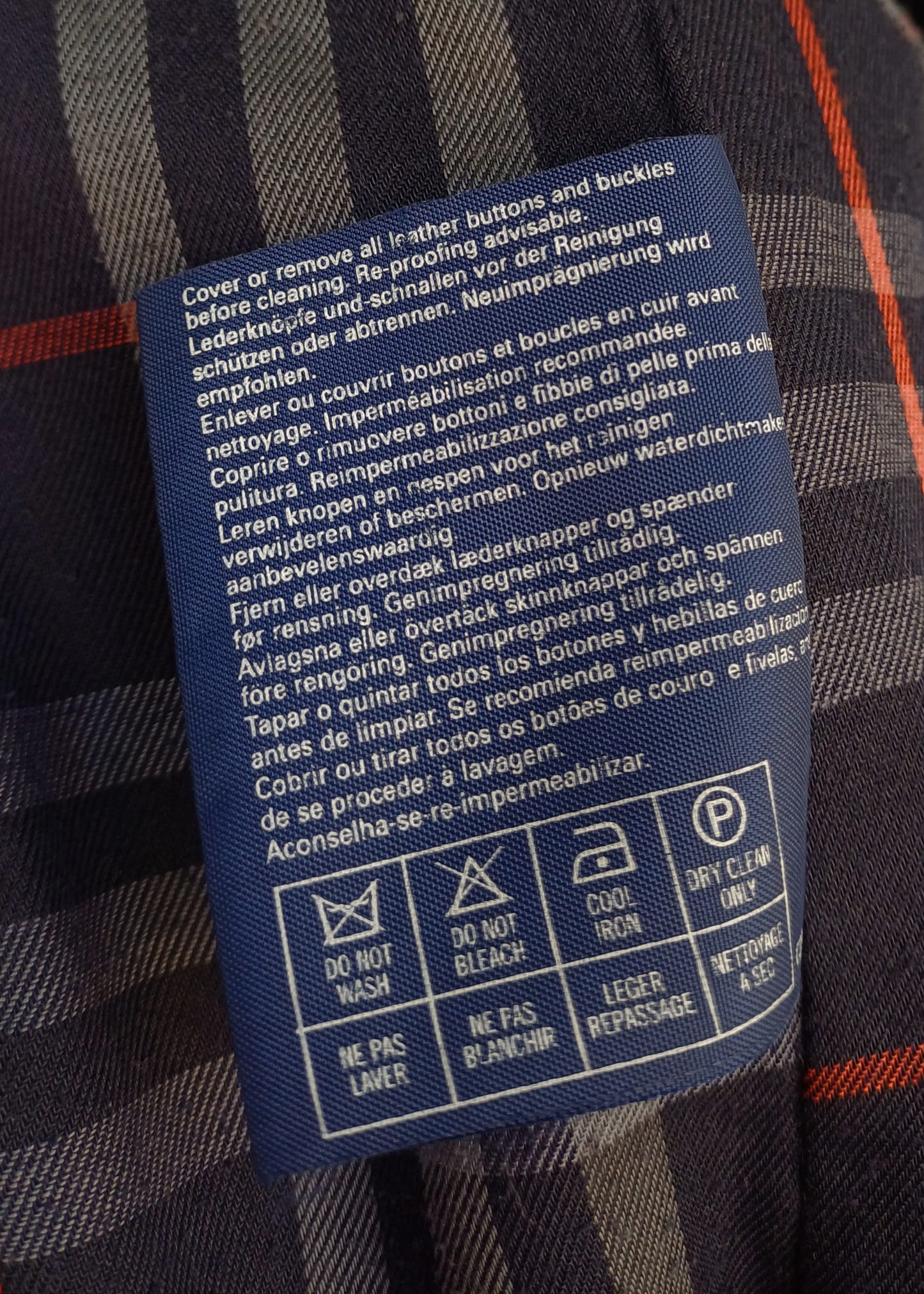 Vintage Burberrys Nova Check Lining Trench Coat Size EU 50