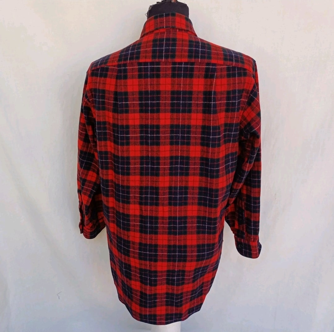 Vintage Pendleton Flannel Wool Plaid Button Shirt Size 15.5/Mens M