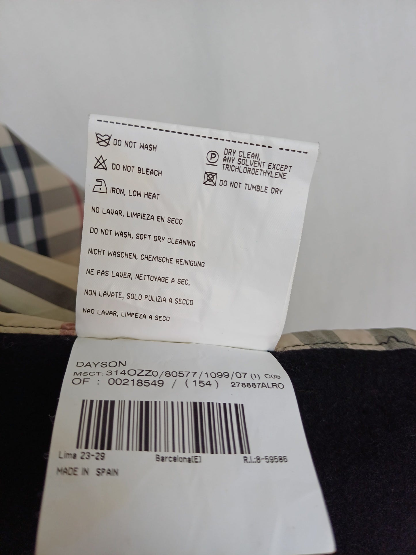 Burberry London Full Zip Quilted Vest Mens L/XL