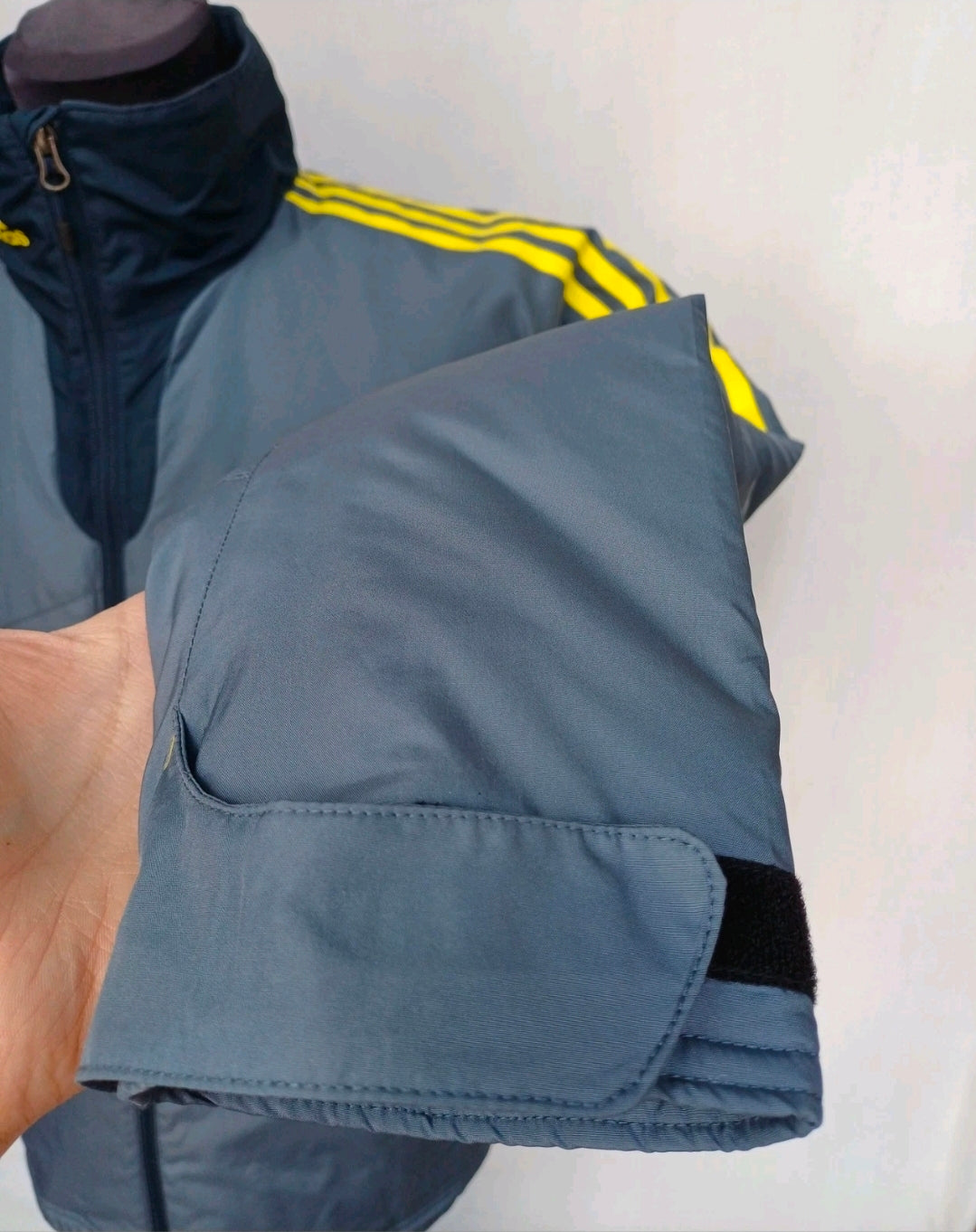 Adidas Universal All Weather Womens Zip Padded Jacket Size L