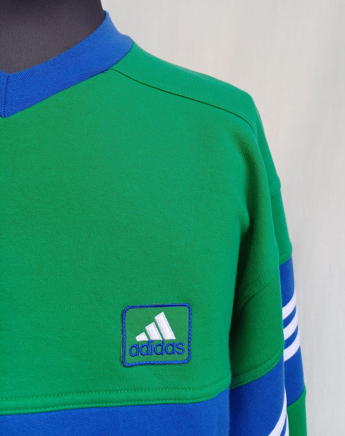 Vintage 90s Adidas V-neck  Pullover Sweatshirt Mens M