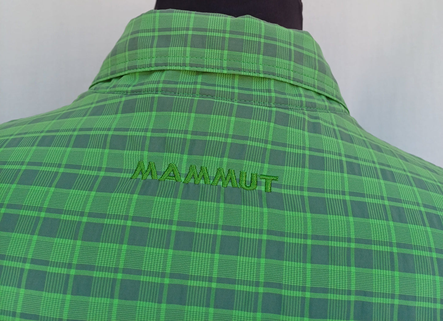 Mammut Outdoor Check Button-Up Hiking Shirt Mens XL