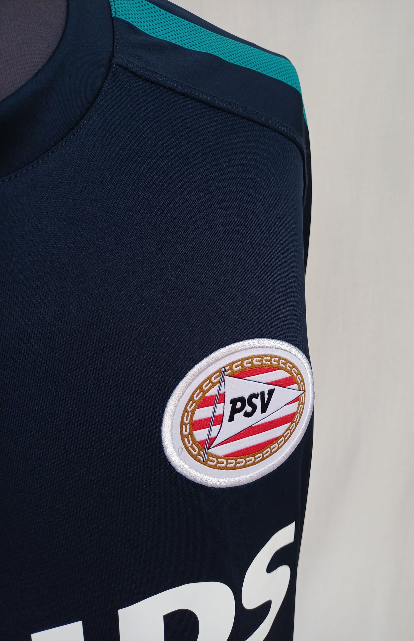 PSV Eindhoven 2010/11 Umbro Training Tee Shirt Mens XL