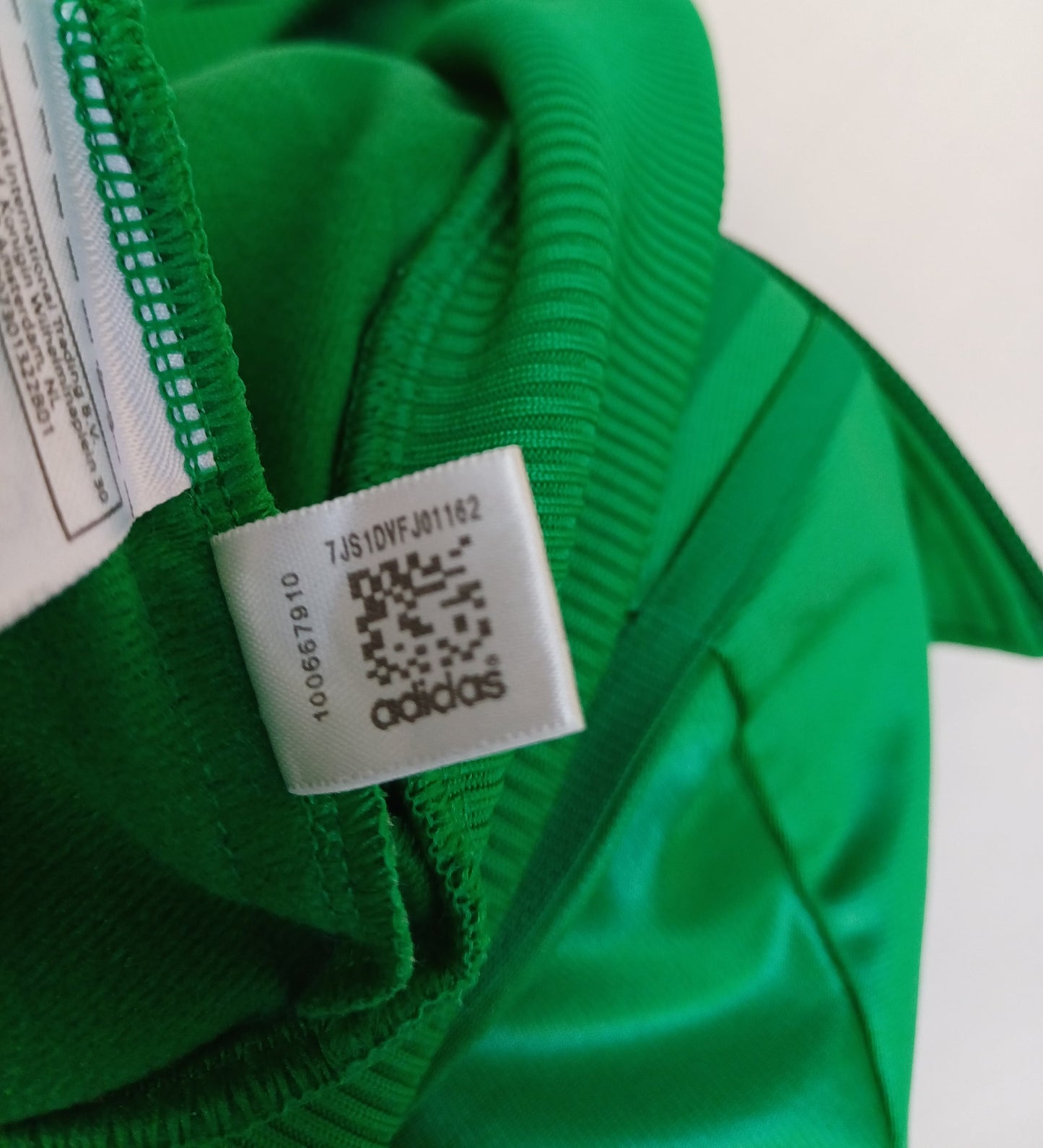 Adidas Originals Chile 62 Track Top Zip Jacket Mens L