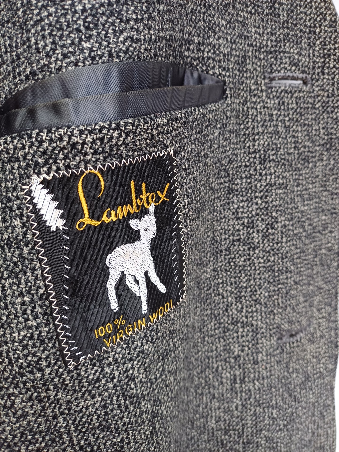 Lambtex Worthy Mens Pure Wool Button Coat Long Overcoat EU 52