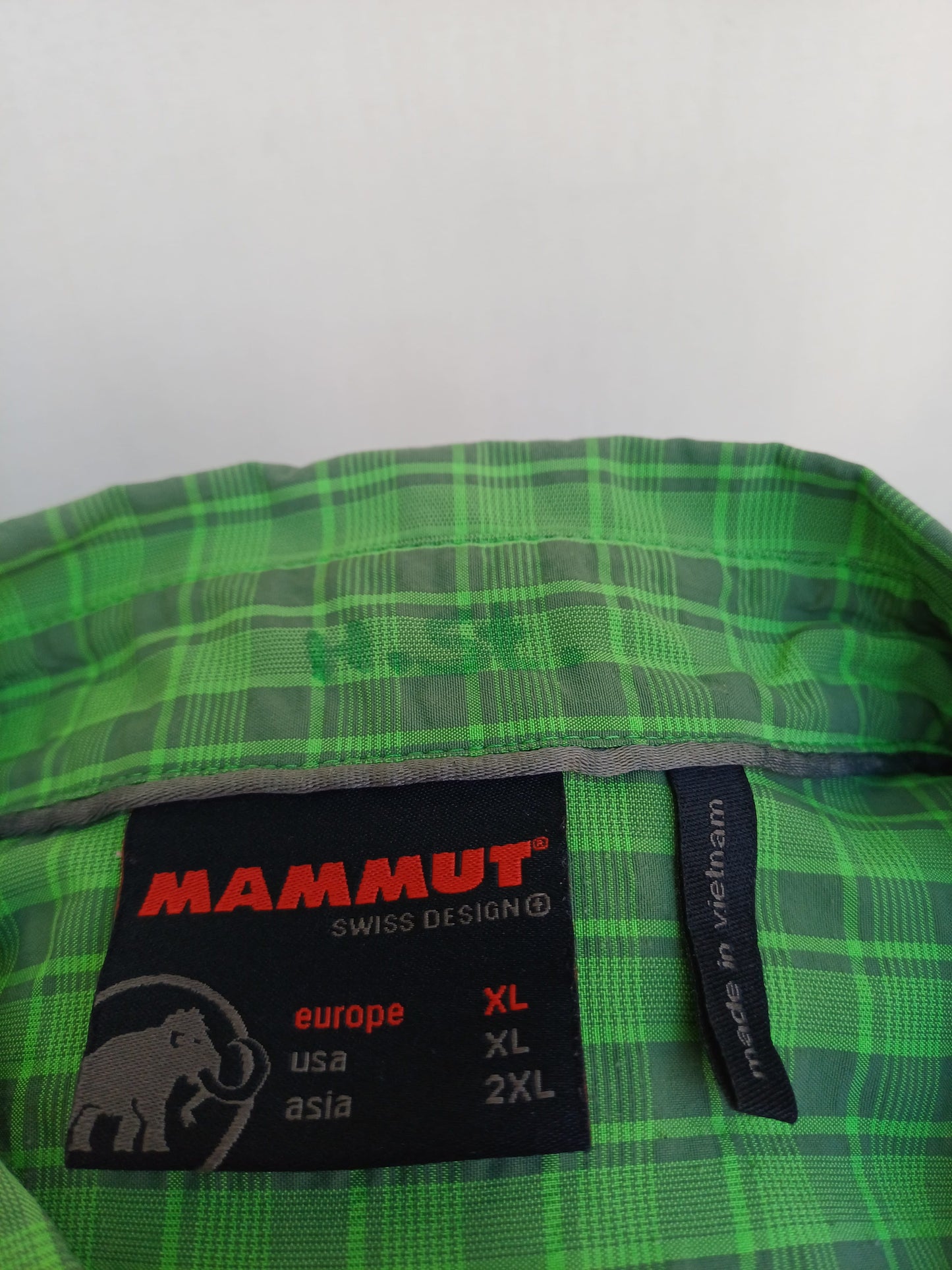 Mammut Outdoor Check Button-Up Hiking Shirt Mens XL