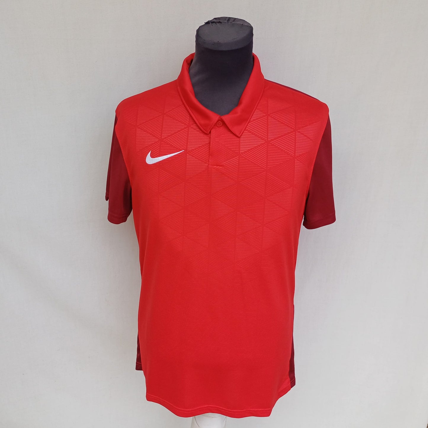 New Without Tags Nike Slim Fit Polo Button Shirt Mens M