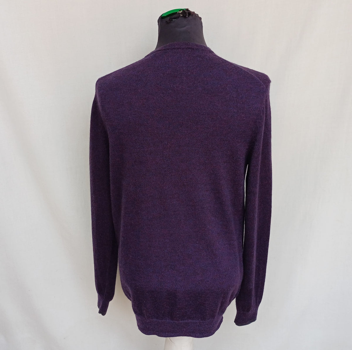 Calvin Klein V-Neck Merino wool Pullover Sweater Mens S