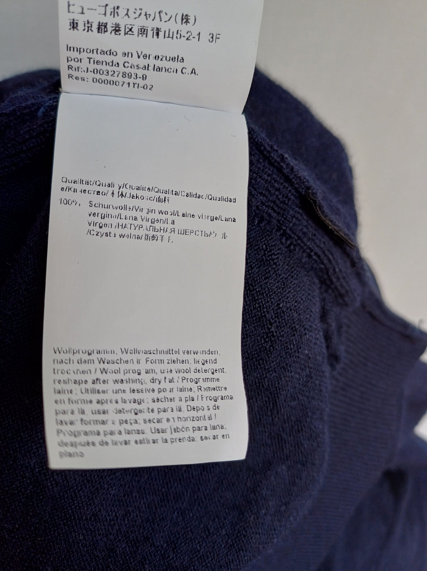 Hugo Boss 100% wool Turtle Neck Sweater Mens XL