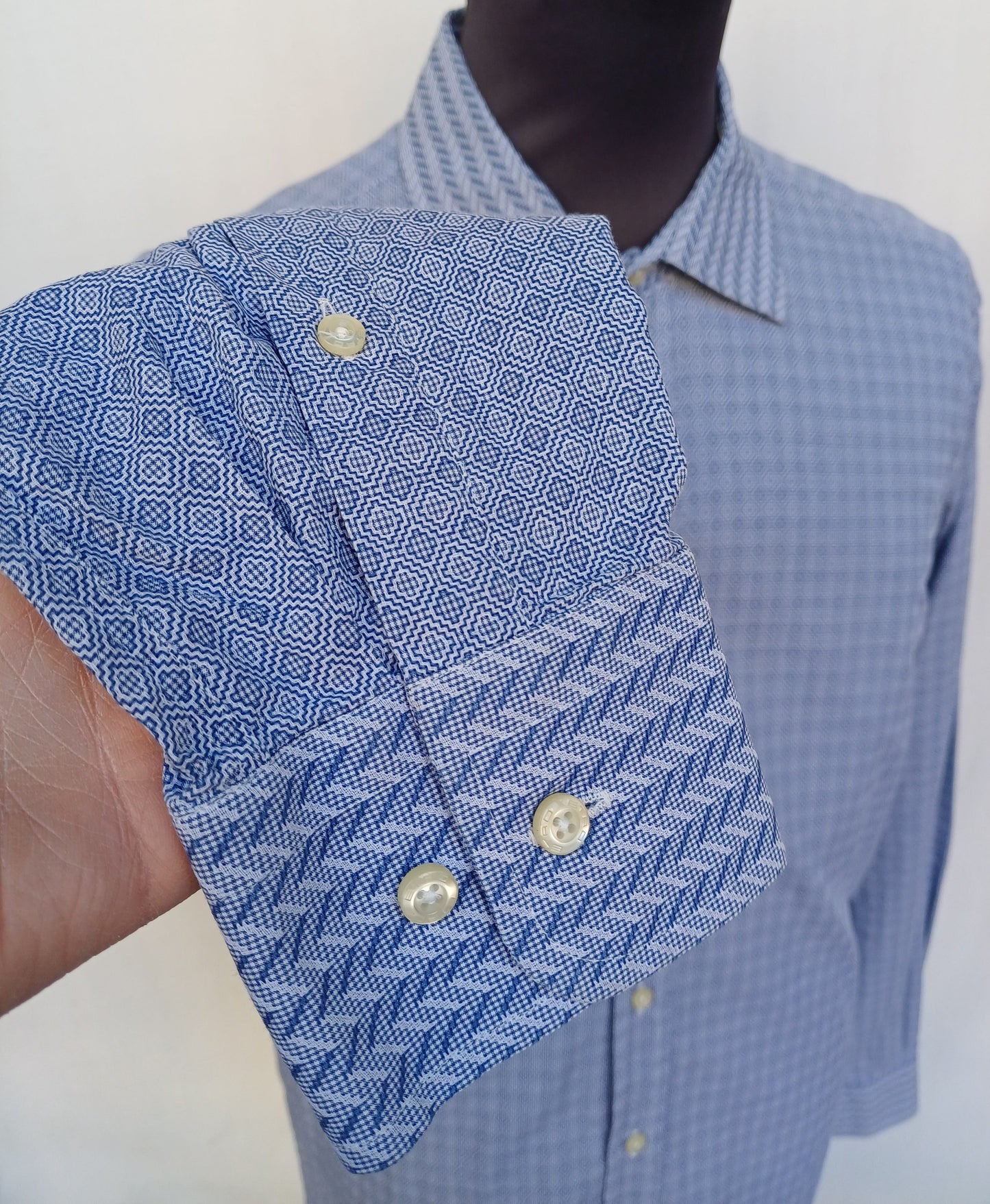 Etro Milano Button-Up Shirt Size 42/Mens L