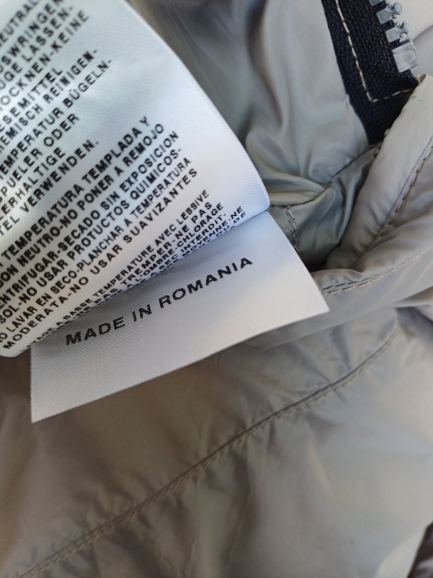 Vuarnet Mens Zip/Snap Puffer Feather Long coat Size 54