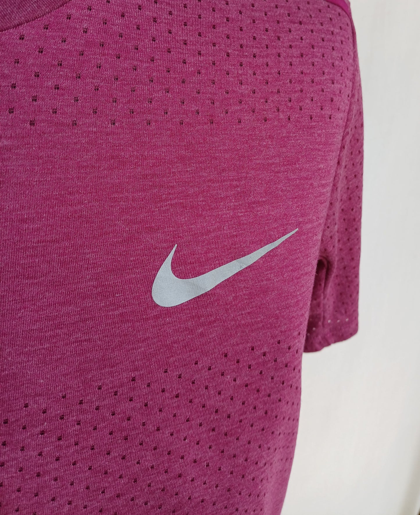 Nike Breathe Dri-Fit Running T-Shirt Mens M