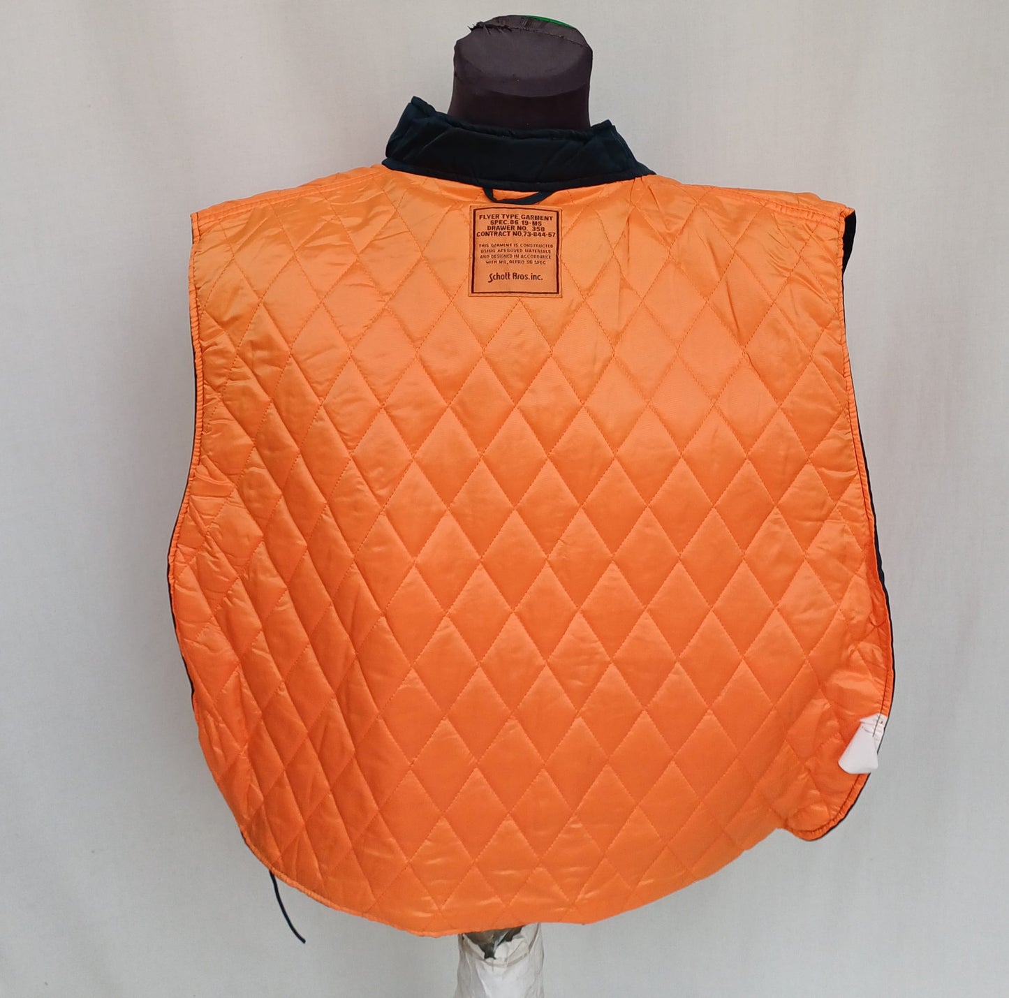 New Without Tags 90s Schott Nylon Flyer Vest Mens L