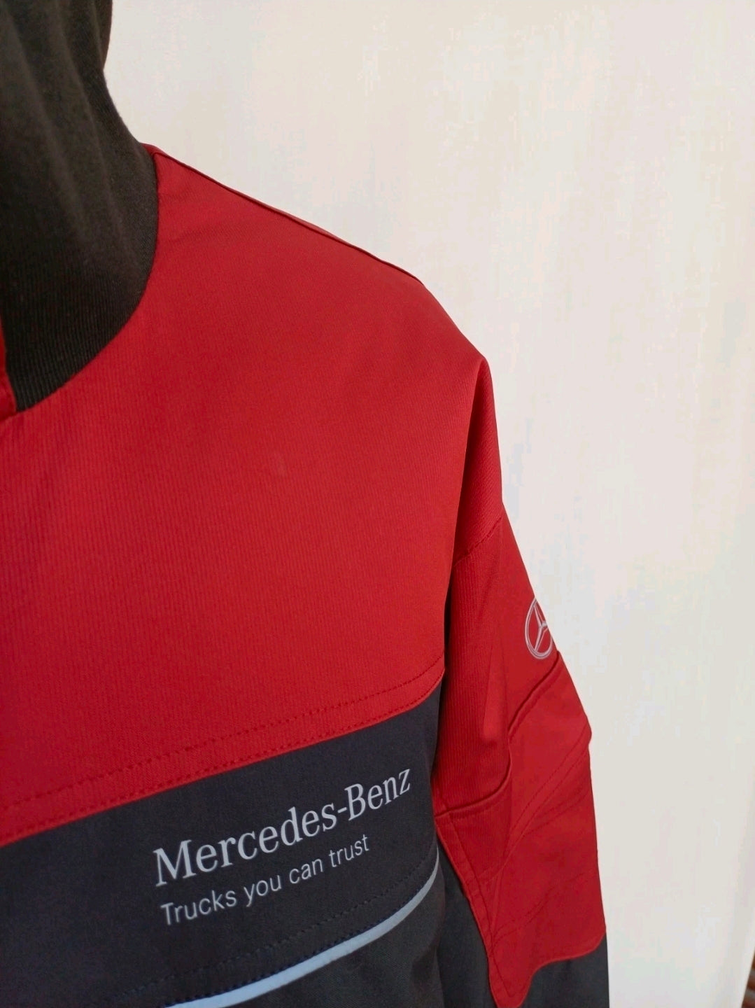 New With Defect Mercedes Benz Zip Padded Truck Jacket Coat Mens 2XL