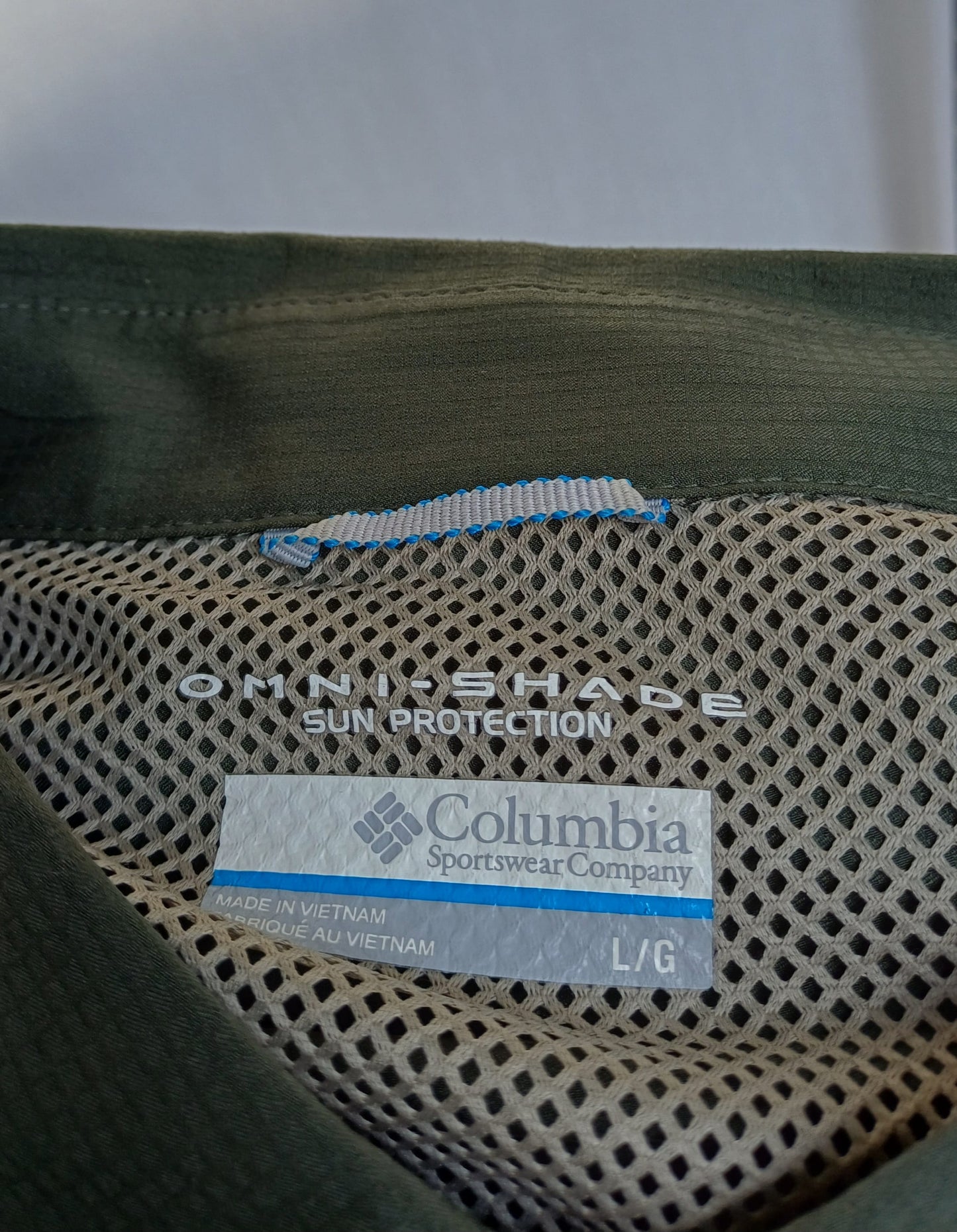 Columbia Omni-Shade Button-Up Shirt Mens L