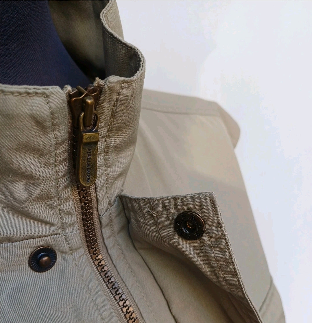 Vintage Fjallraven G-1000 Reporter Vest Mesh Lining Multi Pockets Mens XL